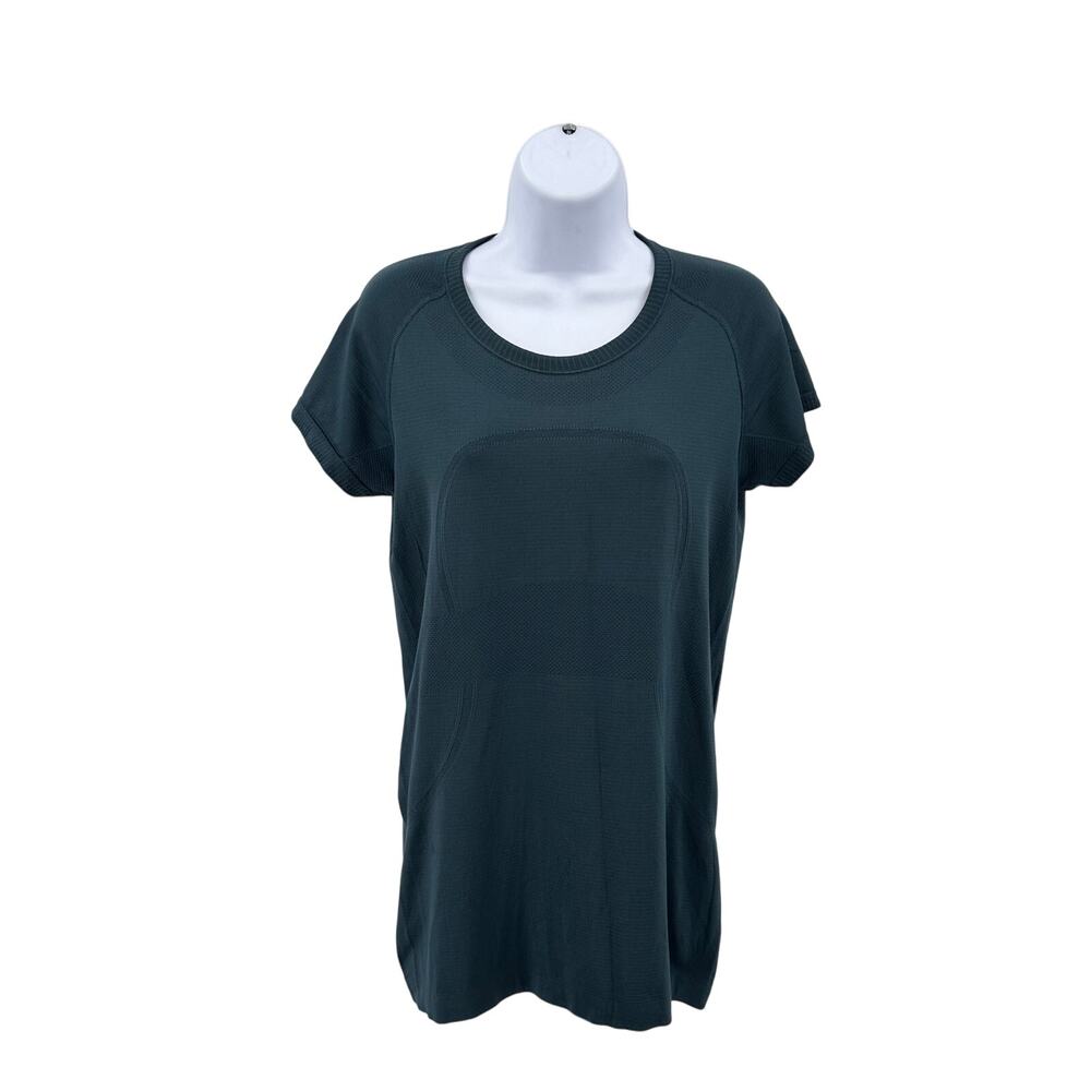 The Sweat Life Lululemon Swiftly Tech Active Top WMN M Green Crew Neck Running T